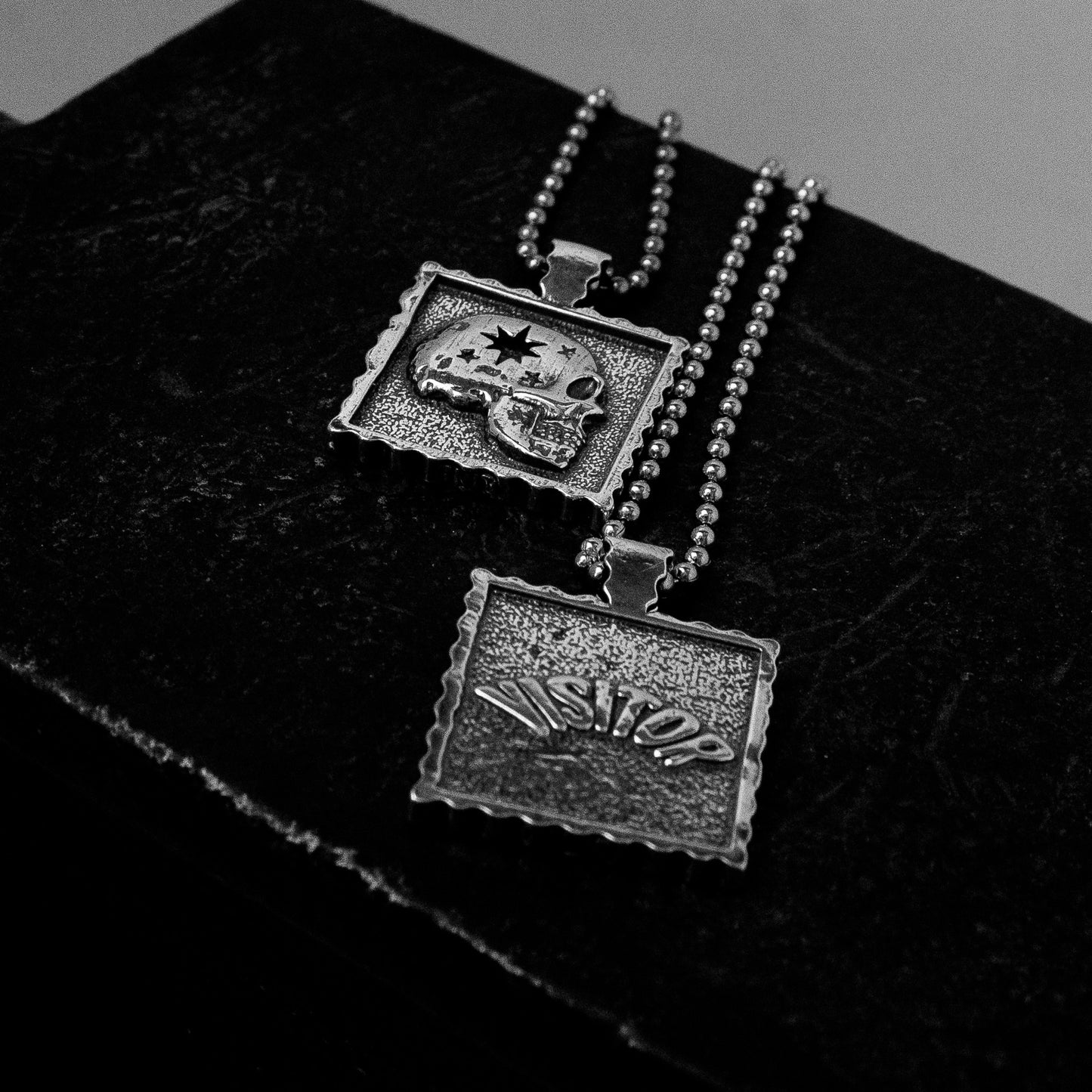 STERLING SILVER 'VISITOR' NECKLACE