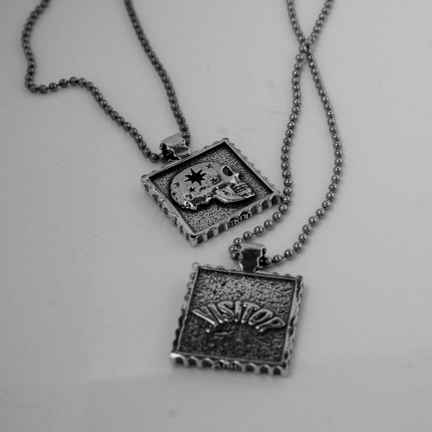 STERLING SILVER 'VISITOR' NECKLACE